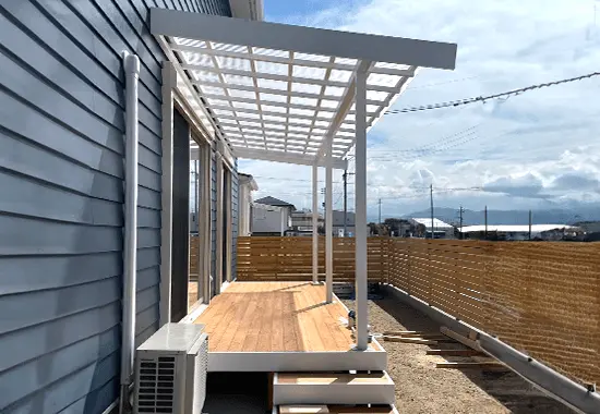テラス屋根