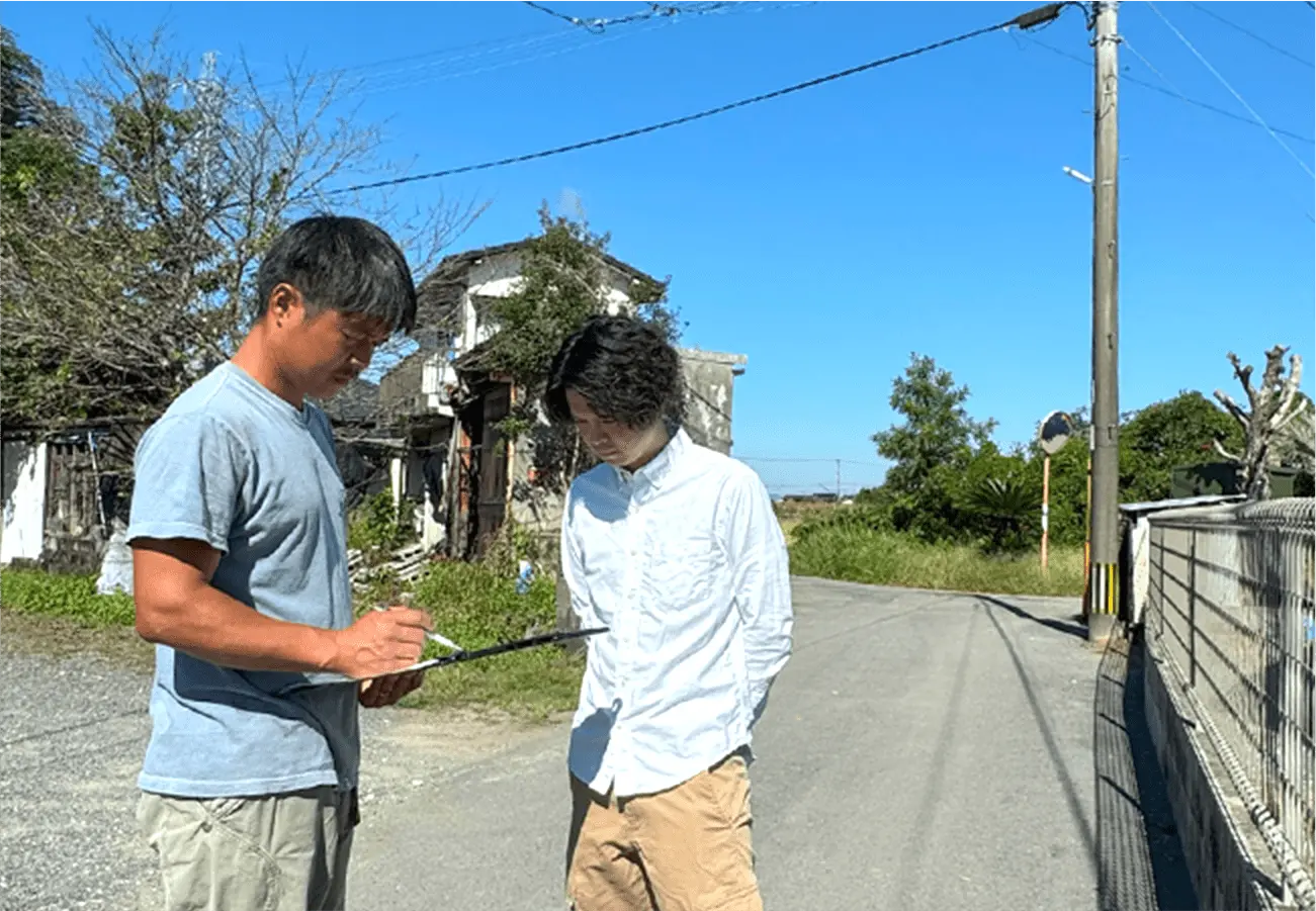 下見を行う職員